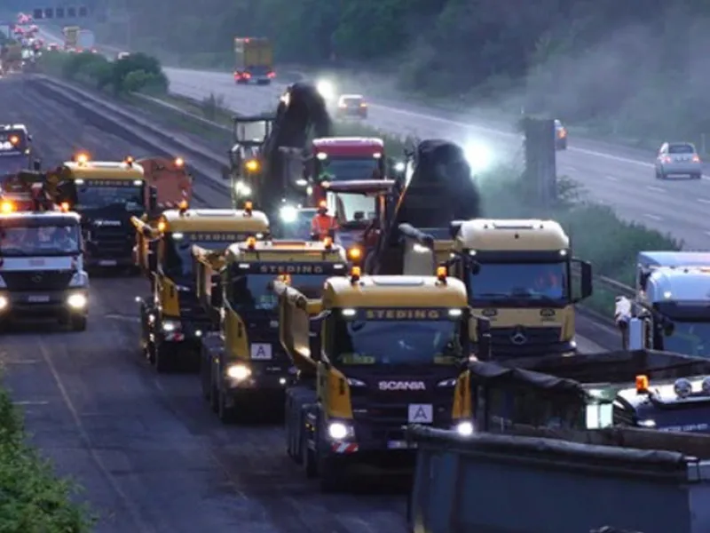 Experiment: 66 de kilometri de autostradă pe trei benzi, asfaltați în nici patru zile. În Germania! / Foto: ndr.de, captură video