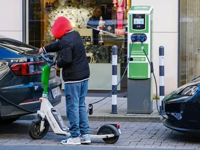 Cum favorizează noul plafon de emisii de CO2 din UE pentru mașini constructorii din China și Tesla - Foto: Profimedia Images - Imagine cu rol ilustrativ