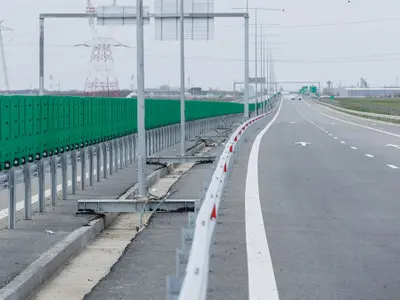 Apar o autostradă și un drum expres vitale pentru România. Se vor cheltui 3.000.000.000 de lei - INQUAM PHOTOS / Bogdan Buda