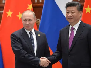 Rusia și China încearcă sistematic să semene neîncredere în vaccinurile occidentale anti-COVID/FOTO: en.kremlin.ru