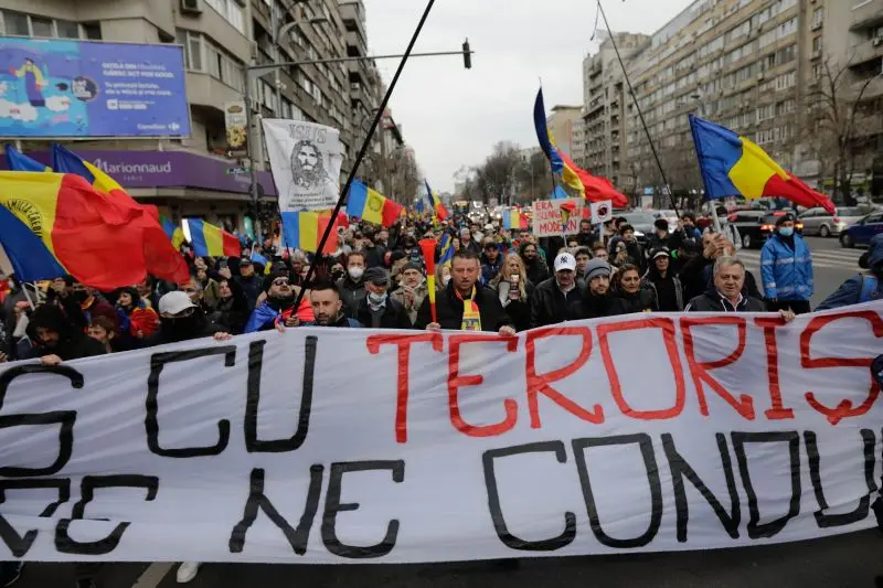 România a adunat deja o săptămână de proteste anti COVID-19. Foto Inquam Photos/George Călin