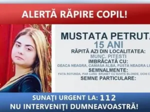 Poliția caută trei persoane care au luat cu forța o fată de 15 ani din fața unui bloc din Pitești/FOTO: Poliția Română