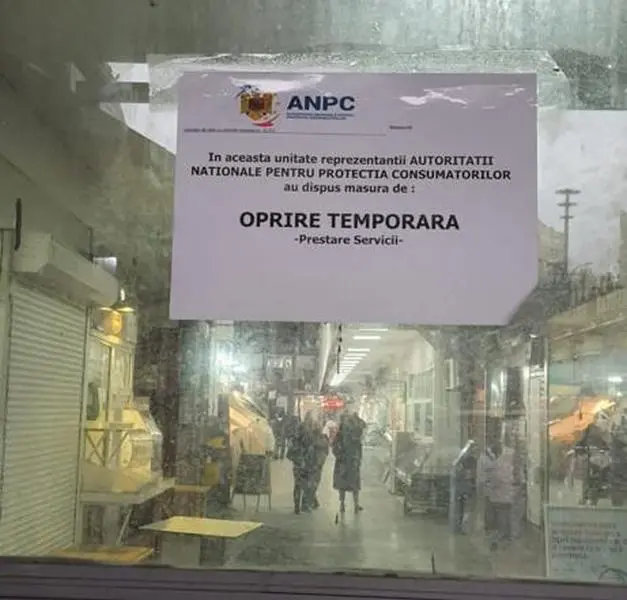 Piaţa Obor din București, închisă temporar de către comisarii ANPC. / Foto: agerpres.ro