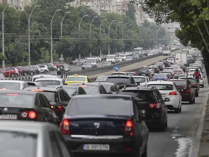 Cât vor plăti românii care au maşini second hand. Emisiile de CO2 din taxa auto, devin decisive - Foto: INNQUAM PHOTOS/Octav Ganea