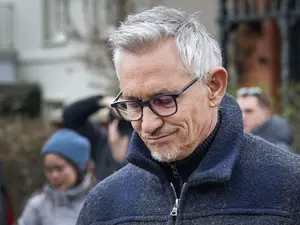 Gary Lineker, fost fotbalist şi comentator sportiv BBC, va avea voie să revină la BBC - Foto: Profimedia Images