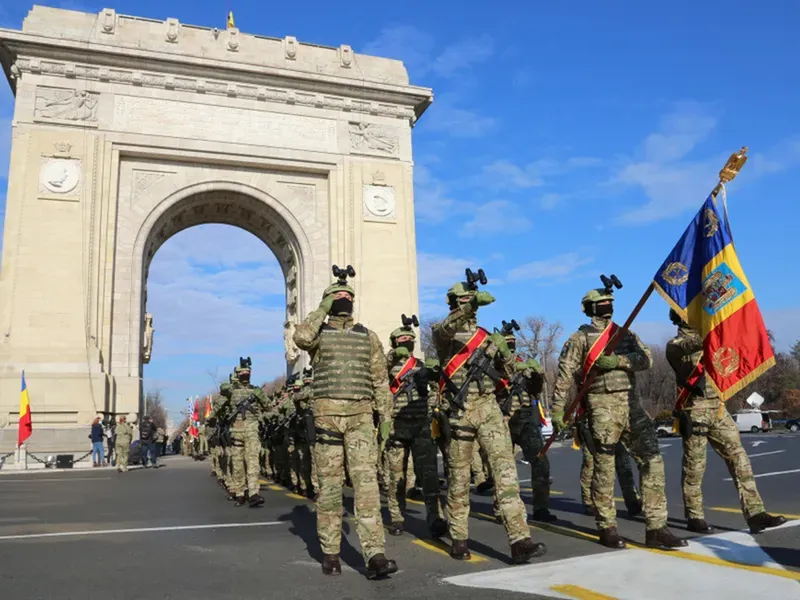 Atenție, șoferi! Traficul, restricționat în zona Arcul de Triumf pentru parada de 1 Decembrie - Foto: Arhive MAPN / imagine cu caracter ilustrativ