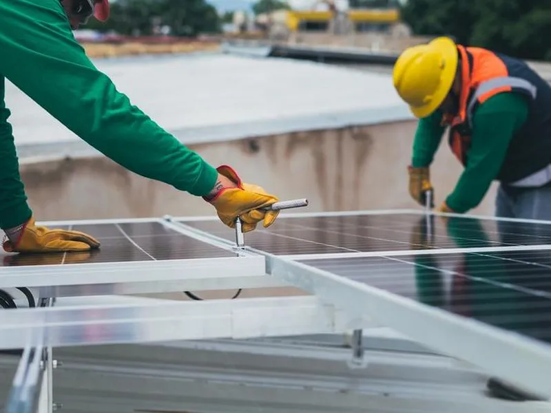 STUDIU Pui pompă de căldură și fotovoltaice în loc de centrală pe gaz? Se amortizează în 12 ani - Foto: pexels.com