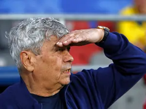 Lucescu: Dacă batem echipele mici facem pasul înainte, dacă nu, rămânem la nivelul ăsta. Nu e normal - FOTO: Profimedia(imagine cu rol ilustrativ)