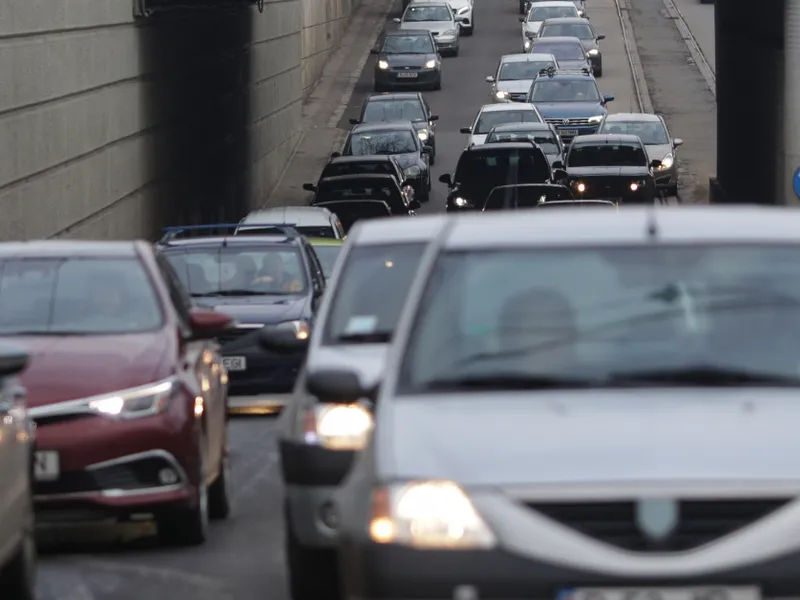 Trafic auto blocat în București. / Foto: Inquam Photos / Octav Ganea