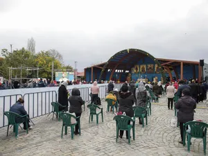 Sfânat Liturghie de Sf. Dimitrie are loc cu respectarea regulilor de protecție sanitară Foto: INQUAM Photos/Octav Ganea