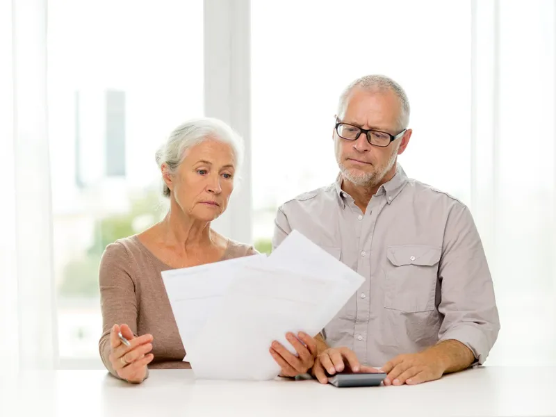 Câți bani iei în plus la pensie dacă ai avut concedii medicale? NU toți pensionarii iau sume la fel Foto: Freepik (fotografie cu caracter ilustrativ)