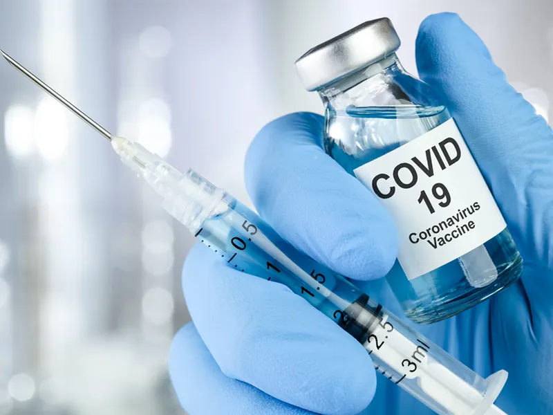 OMS: Toate persoanele nevaccinate anti-COVID „trebuie căutate şi convinse să se imunizeze”. / Foto: icma.org