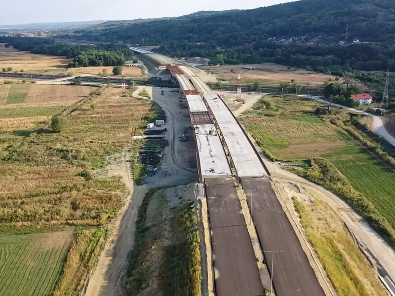 Surpriză pe Autostrada Sibiu- Pitești. Care tronson se inaugurează în 2025? - FOTO: Facebook(imagine cu rol ilustrativ)