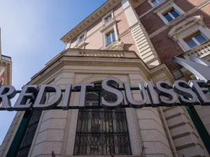 Acțiunile băncii Credit Suisse au crescut, după ce Banca Elveţiei oferă un colac de salvare - Foto: Profimedia Images