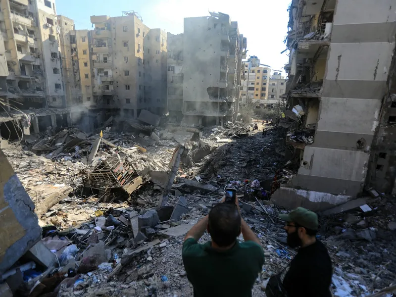 Bombardamente intense în Beirut. Trei lideri palestinieni uciși într-un raid aerian israelian - Foto: Profimedia images