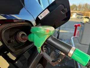 Ce companie din România exportă cea mai mare cantitate de carburanţi, în Ucraina? - Foto: Profimedia Images