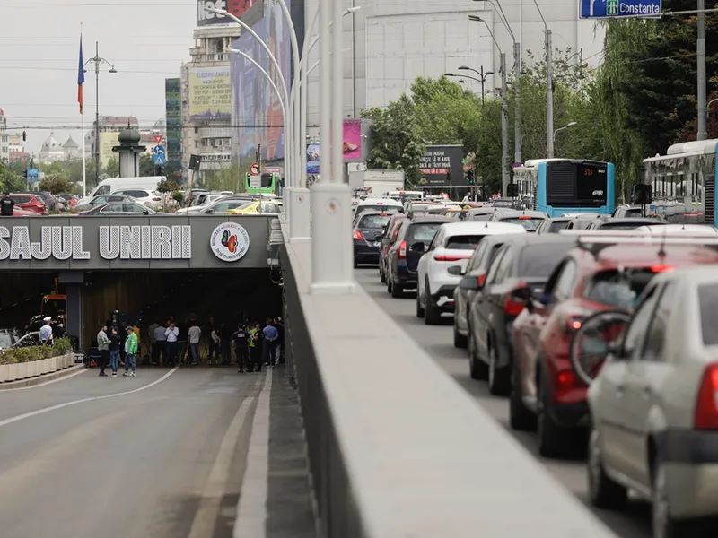 20 de poduri şi pasaje din Bucureşti, în stare critică. Ce se întâmplă cu planșeul din Piaţa Unirii? - Foto INQUAM Photos/George Călin