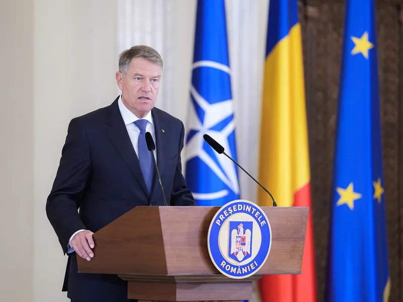 Preşedintele Iohannis îi roagă pe români să țină cont de avertizările meteo pentru a evita tragedii - Foto: Facebook/Klaus Iohannis