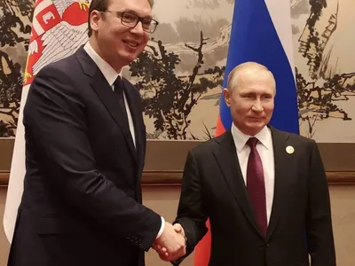 Aleksandar Vucic și aliatul său, Putin