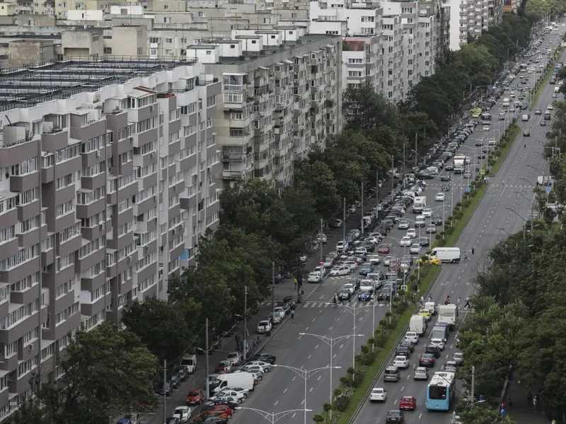 Unde poţi să-ţi iei apartament în Bucureşti la 50.000 de euro. Zonele exclusiviste sperie, bani grei - Foto: INQUAM PHOTO/Octav Ganea