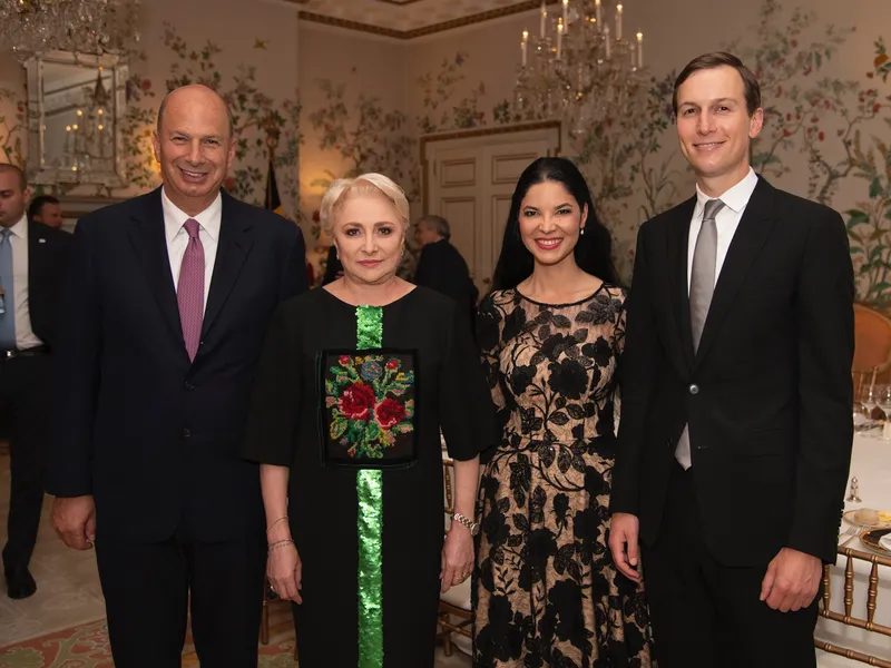 Ana Birchall, Viorica Dăncilă, Gordon Sondland și Jared Kushner, ginerele lui Trump  Foto: Twitter