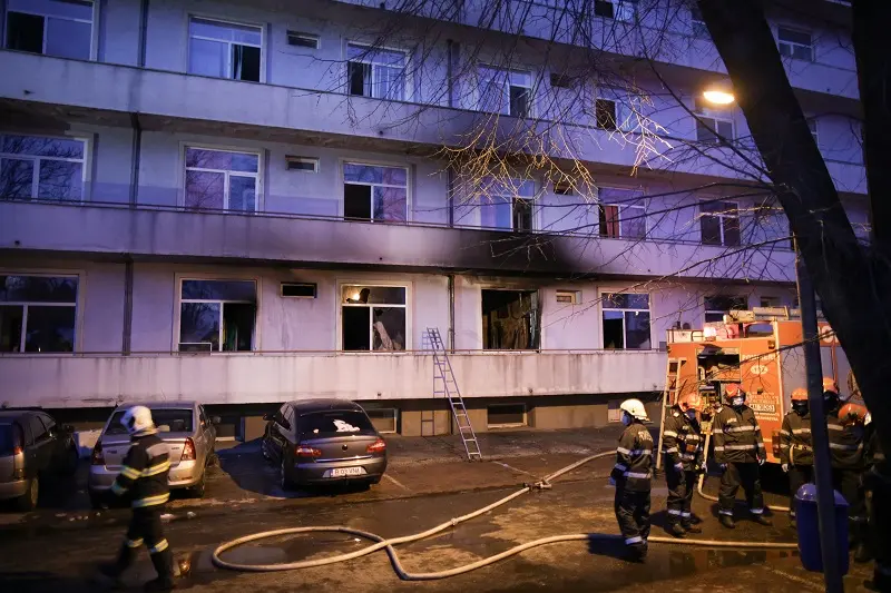 Incendiul de vineri de la Institutul „Matei Balș” din Capitală. Sursa: Inquam Photos / Octav Ganea