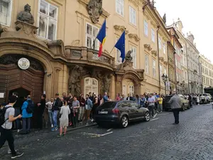 Coadă la vot la Praga. Sursa: Cristina Muntean