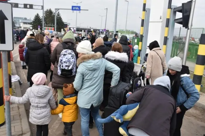 Peste 100.000 de refugiați ucraineni au ajuns în Franța/FOTO: cnn.com