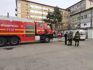 Pericol, la Spitalul Judeţean Buzău. S-a defectat intalația de oxigen. 22 de persoane, evacuate - Foto: sansanews.ro