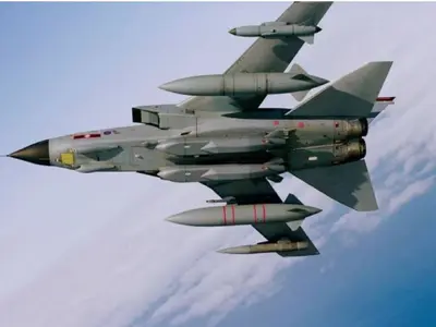 RAF Tornado transportând două rachete Storm Shadow (imagine cu rol ilustrativ)- Foto: RAF