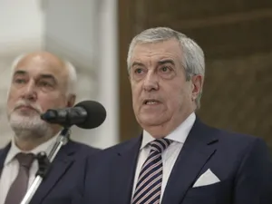 Tăriceanu e ținut în șah de Dragnea. Foto Inquam Photos/Octav Ganea