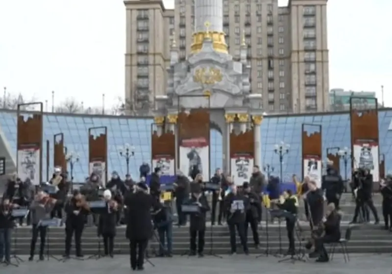 EMotionant. Oda Bucuriei, interpretată în centrul Kievului/ FOTO: captură video youtube.com