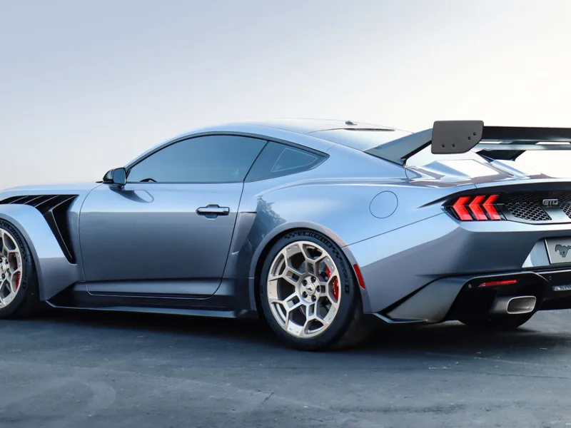 De ce supercar-ul Ford Mustang GTD costă 359.900 € în România și 525.000 € în Austria - Foto: Ford