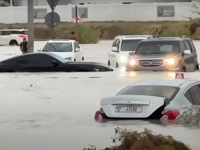 Inundații devastatoare în Dubai. Ce rol a jucat însămânțarea norilor? Foto: YouTube