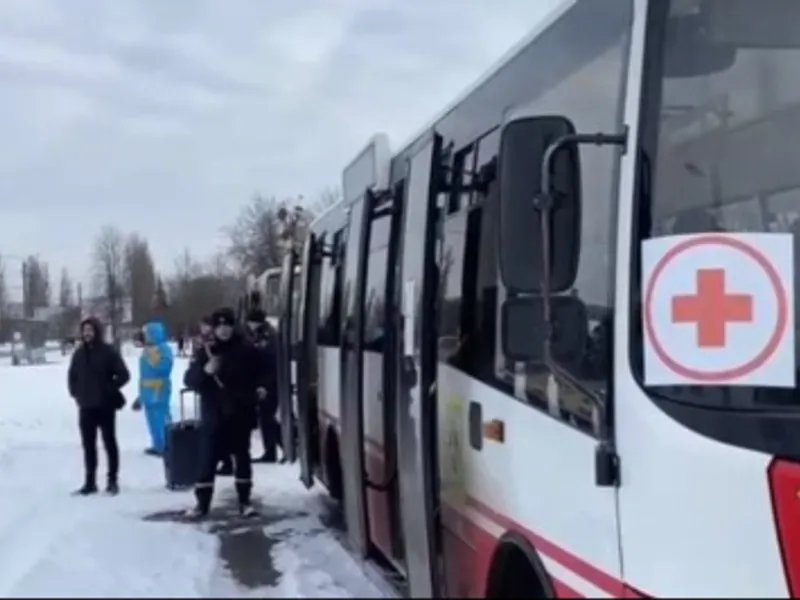 Coridorul de evacuare din Sumi va rămâne deschis miercuri, spune guvernatorul regional/FOTO: Twitter/NEXTA