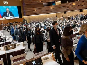 Diplomații părărsesc sala ONU în timpul discursului lui Lavrov/foto: getty