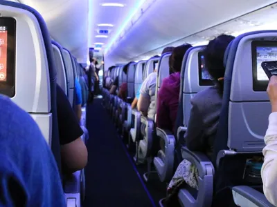 Ce a pățit un bărbat după ce s-a urcat în avion fără bilet. Cum a reușit să treacă de securitate? - Foto: Profimedia / imagine rol ilustrativ