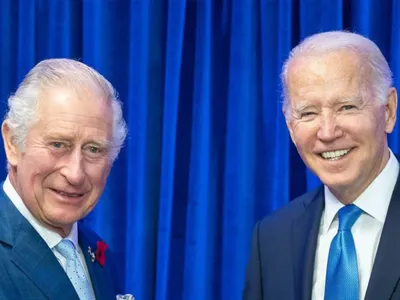 Regele Charles și Joe Biden - Foto: InfoFinanciar