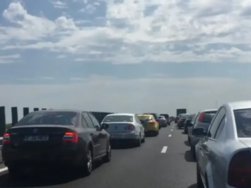 Trafic intens pe A2 spre București. Ce rute alternative se pot folosi/FOTO: Digi24