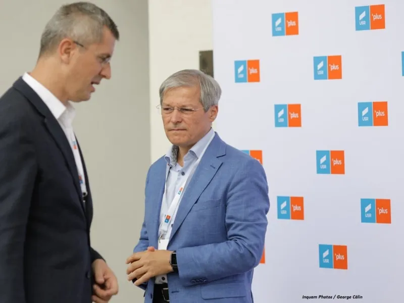 Dan Barna și Dacian Cioloș nu îl mai vor premier pe Florin Cîțu. FOTO: Facebook