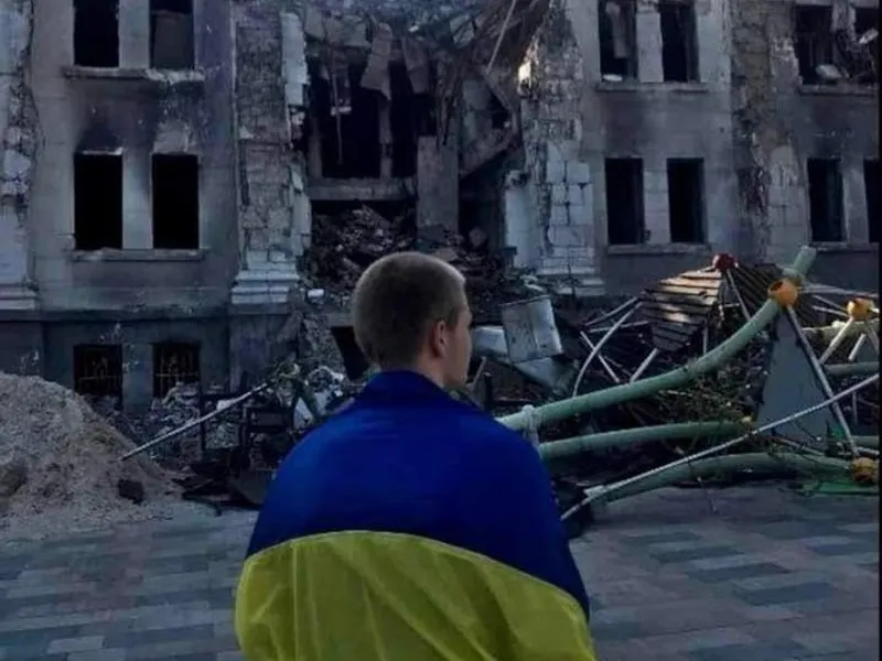 VIDEO Autoritățile impuse de ruși la Mariupol au decis să confiște toate proprietățile ucrainenilor/FOTO: Twitter/Lyla_lilas