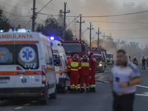 Accident grav în Gorj cu 8 victime, după o ciocnire între un autobuz și un microbuz. Trafic blocat - Foto: Facebook/Ambulanța - Caracter ilustrativ