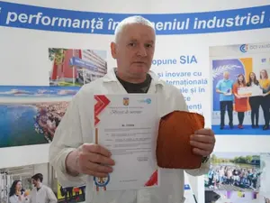 A fost inventată pâinea cu gust de carne. A fost făcută într-un laborator în Galaţi Foto: captură Observator