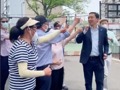 Un democrat care vrea să candideze la Primăria New York dansează pe manele/FOTO: TikTok/Andrew Yang