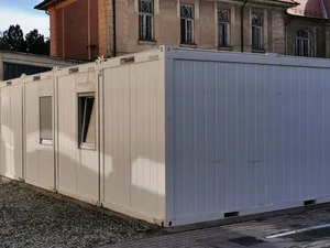 Saloanele amenajate în containere pentru bolnavii COVID din Sibiu/FOTO: Facebook