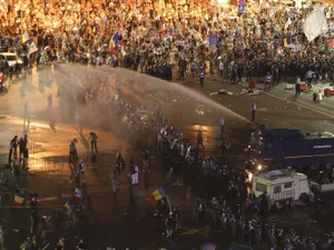 Acțiunea în forță a Jandarmeriei la protestul Diasporei a fost aspru criticată în spațiul public. FOTO: Inquam Photos/Octav Ganea