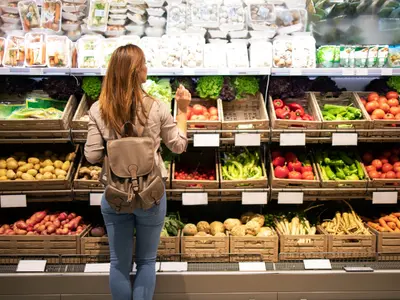 În ce condiții poți pleca din supermarket cu produsele fără să plătești. E totul perfect legal ! - Foto: Freepik