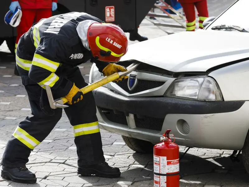 Cum micşorăm numărul de accidente rutiere din România? Ce spun statisticile din branşă? - Foto: INQUAM PHOTOS/Cornel Putan