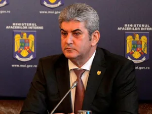 Gabriel Oprea rămâne 10.000 lei/lună pensie specială după tăierile guvernului - Foto: gov.ro