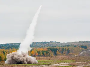 O rachetă care ar fi de origine rusească a intrat în spațiul aerian al unei țări NATO. A mers 40 km - Foto: Profimedia Images/ Imagine cu caracter ilustrativ